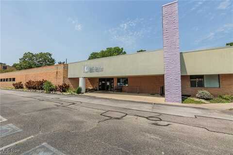 5133 Darrow Road, Hudson, OH 44236