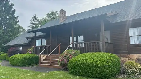 325 N State Street unit: 1St Level, Girard, OH 44420