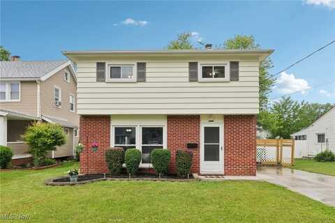30221 Harrison Street, Willowick, OH 44095