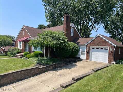 4425 2nd Street NW, Canton, OH 44708