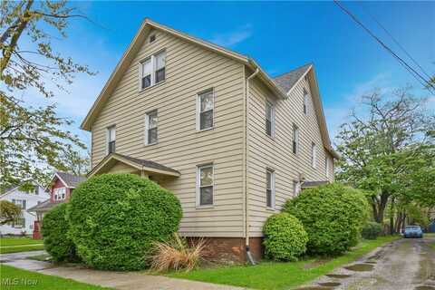 528 High Street, Fairport Harbor, OH 44077