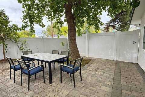 2303 North Sparks Street, Burbank, CA 91504