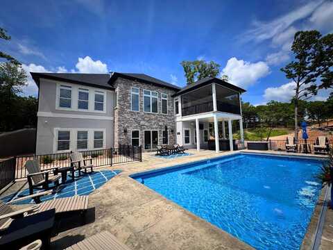 243 E Villages Estates Rd, Sunrise Beach, MO 65079