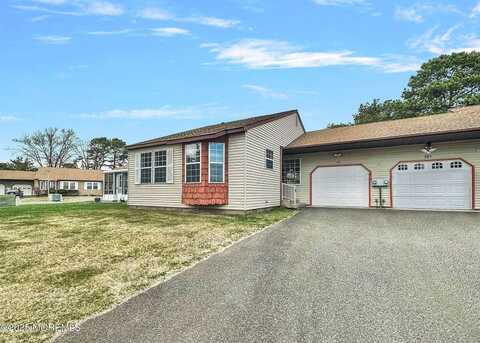 15 Alpine Road, Whiting, NJ 08759