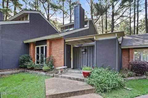 200 Woodgreen Drive, Madison, MS 39110