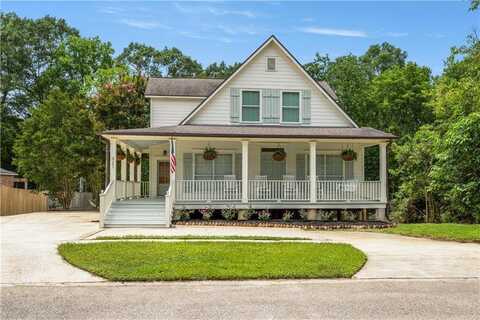 921 Carriage Way, Baton Rouge, LA 70808