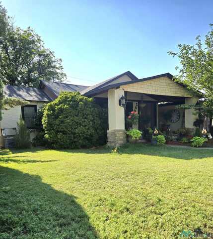 1403 S Lea Avenue, Roswell, NM 88203