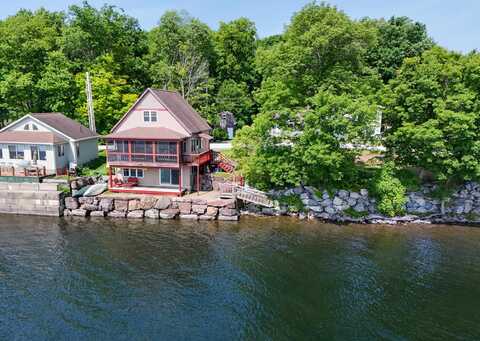 681 Abnaki Road, North Hero, VT 05474