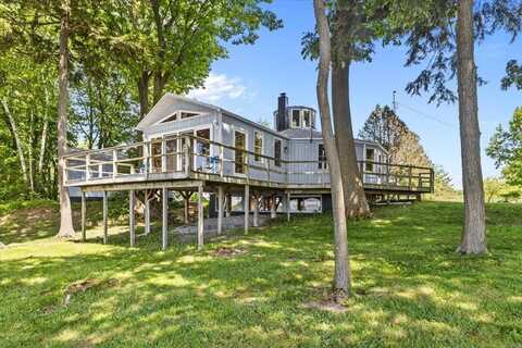 144 Lakewood Drive, Swanton, VT 05488