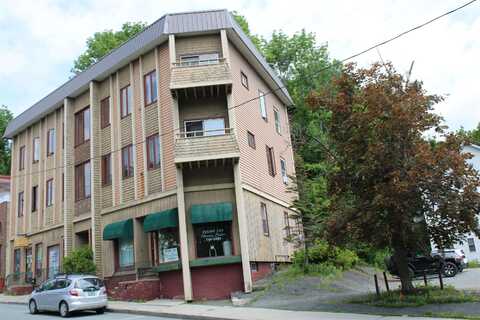 134 Eastern Avenue, Saint Johnsbury, VT 05819