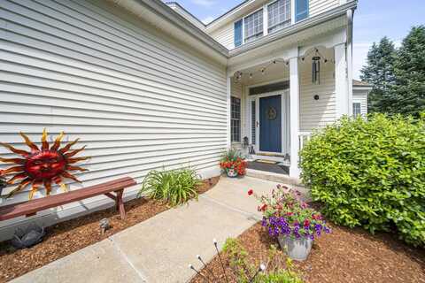 34 Mammoth Road, Hooksett, NH 03106