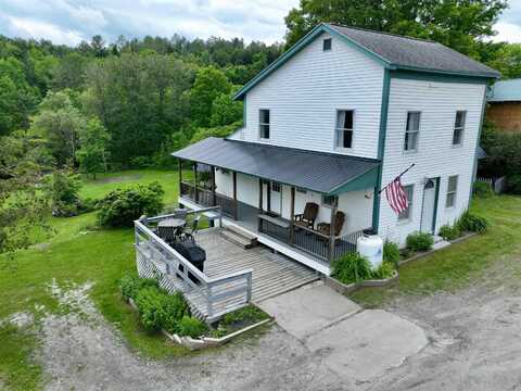 157 VT Route 25, Topsham, VT 05076