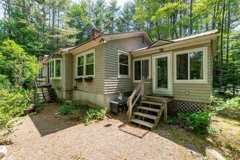 70 Tabor Circle, Albany, NH 03818