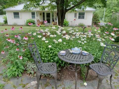 95 West Danforth Road, Freedom, NH 03836