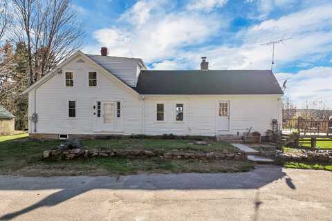45 Effingham Road, Ossipee, NH 03864