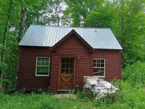 14 Threshold Way, Corinth, VT 05040