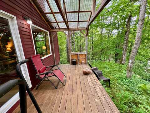 14 Threshold Way, Corinth, VT 05040