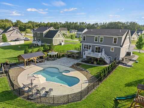 16 Daniels Drive, Lee, NH 03861