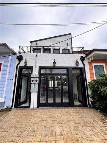 2330 ROYAL Street, New Orleans, LA 70117