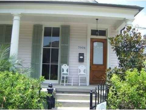 7904 OAK Street, New Orleans, LA 70118
