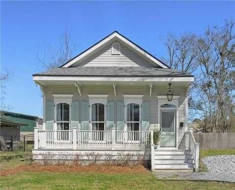 710 W 25TH Avenue, Covington, LA 70433