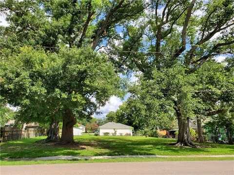 136 STEWART Avenue, River Ridge, LA 70123