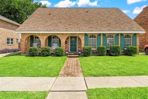 3540 SILVER MAPLE Court, New Orleans, LA 70131