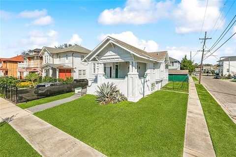 2301 PENISTON Street, New Orleans, LA 70115