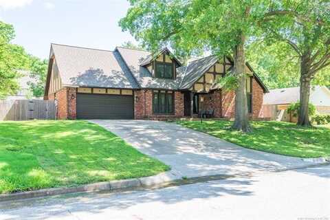 5833 E 78th Place, Tulsa, OK 74136