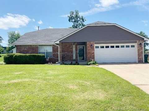 420 W 54th Street, Sand Springs, OK 74063