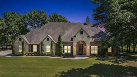 27920 160th Street, Coweta, OK 74429