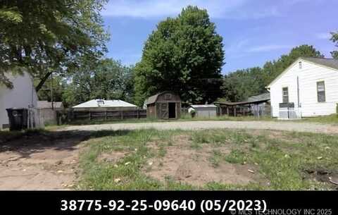 4734 S Boston Place, Tulsa, OK 74105