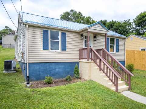 506 Tyler Avenue, Pearisburg, VA 24134