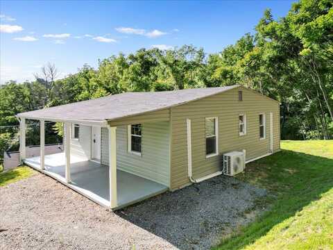 1015 Dora Highway, Pulaski, VA 24301