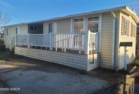 701 E Pine Avenue, Lompoc, CA 93436