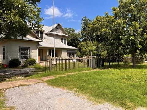 1612 Lagonda Avenue, Fort Worth, TX 76164
