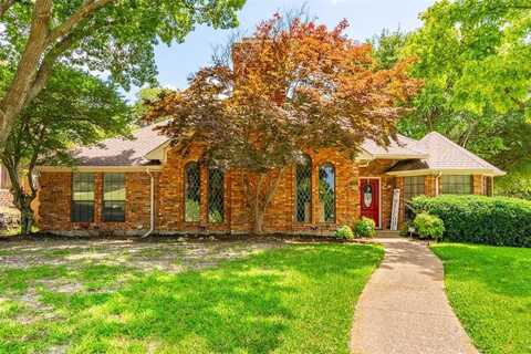 900 Forest Hill Court, Cedar Hill, TX 75104