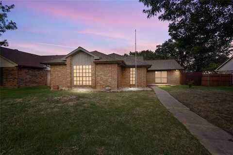6829 Anderson Drive, The Colony, TX 75056