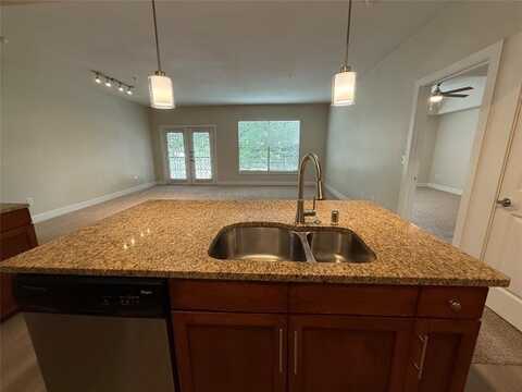 2525 N Henderson Avenue, Dallas, TX 75206