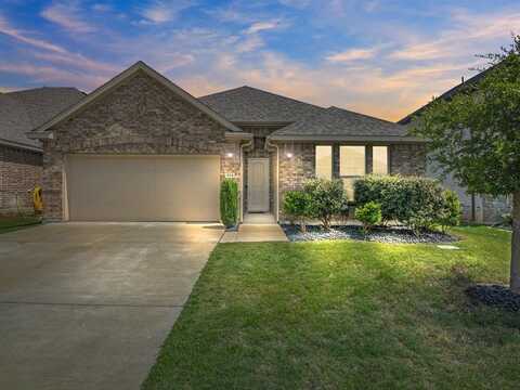 624 Hazeltine Road, Red Oak, TX 75154