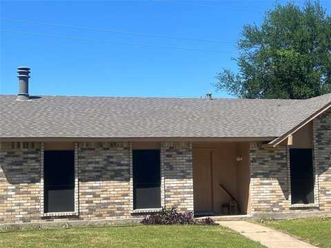 3017 Weather Vane Lane, Dallas, TX 75228