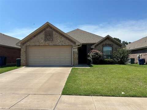 4504 Sapphire Lane, Granbury, TX 76049