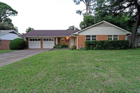 1009 Forrest Drive, Arlington, TX 76012