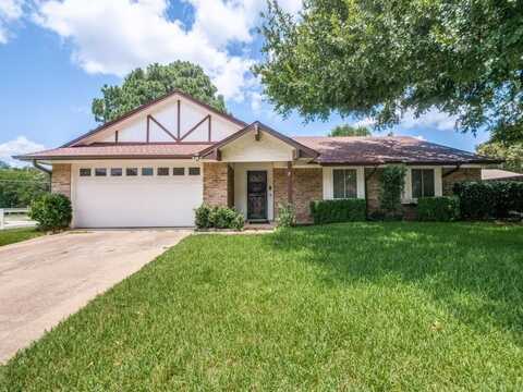 1001 Aspen Lane, Mansfield, TX 76063