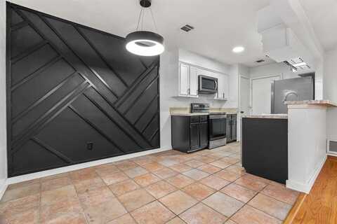 2700 Clemson Circle, Rowlett, TX 75088