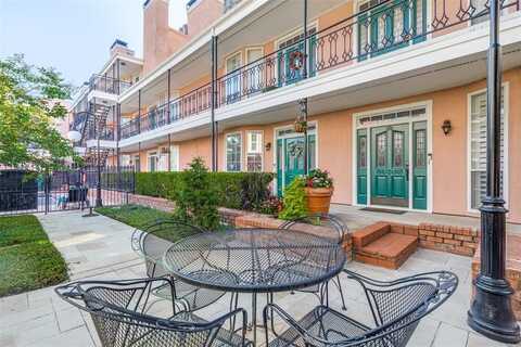 3208 Cole Avenue, Dallas, TX 75204