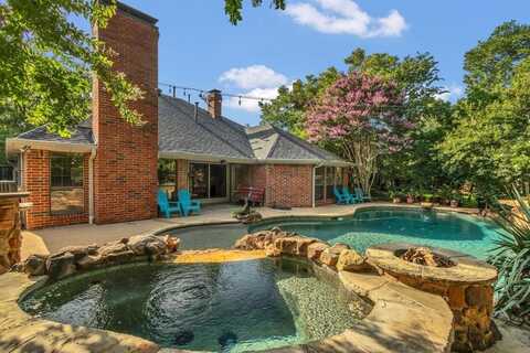 134 Winding Hollow Lane, Coppell, TX 75019