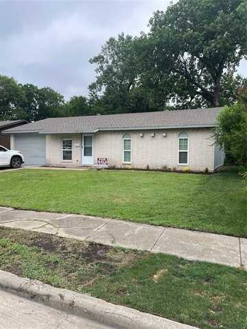 3954 Cambridge, Garland, TX 75043
