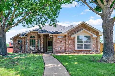 8210 Quail Glenn Court, Rowlett, TX 75089