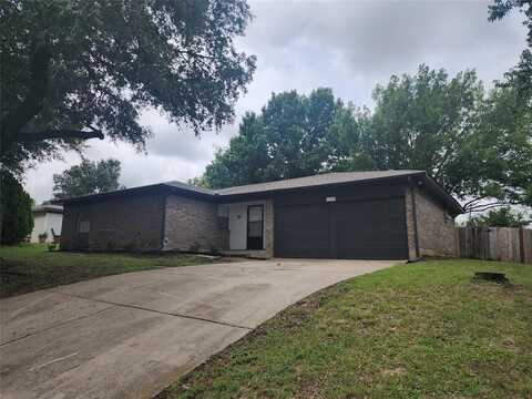 5309 Wolens Way, Fort Worth, TX 76133
